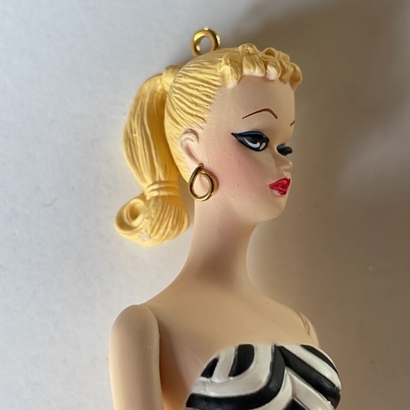 VTG 1994 Barbie Ornament - Picture 4 of 5